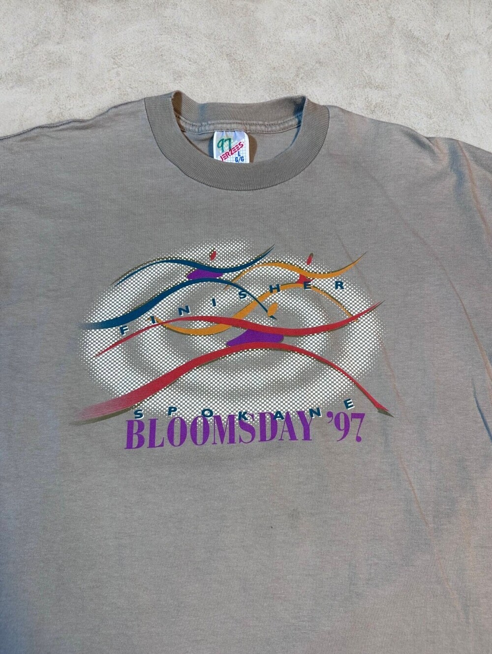 Vintage 1997 Bloomsday Marathon Spokane Graphic T Shirt Tan Jerzees Y2K Sz L